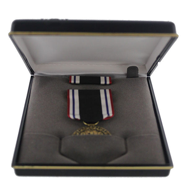 Medal Presentation Set: Prisoner of War