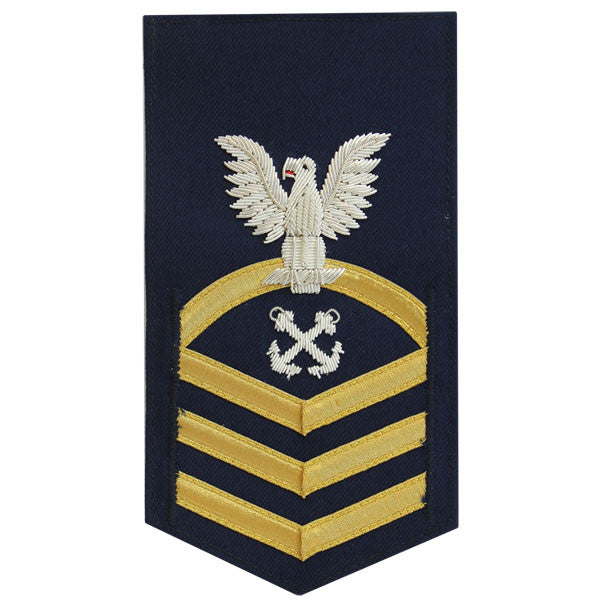INSIGNE CASQUETTE MARINE BRODE MAIN CANNETILLE OR INSIGNE CASQUETTE MARINE BRODE MAIN CANNETILLE OR