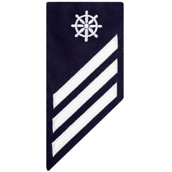Pin's Insigne Union De Mean Pennoët - St Nazaire - Émaillé - Occasion