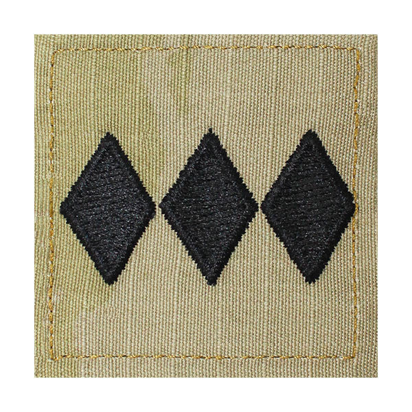 Army ROTC OCP Rank w/hook closure : Colonel (Col)