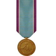 Miniature Medal: Coast Guard Distinguished Service