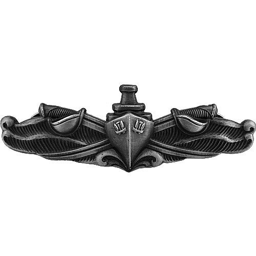 Navy Badge: Surface Warfare Enlisted - regulation size, oxidized