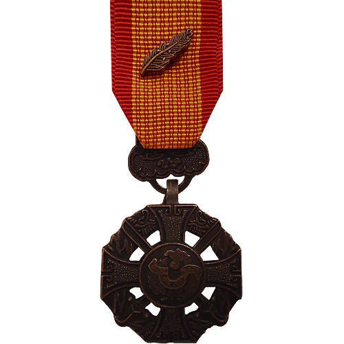 Miniature Medal: Vietnam Gallantry Cross Armed Forces with Palm Attachment