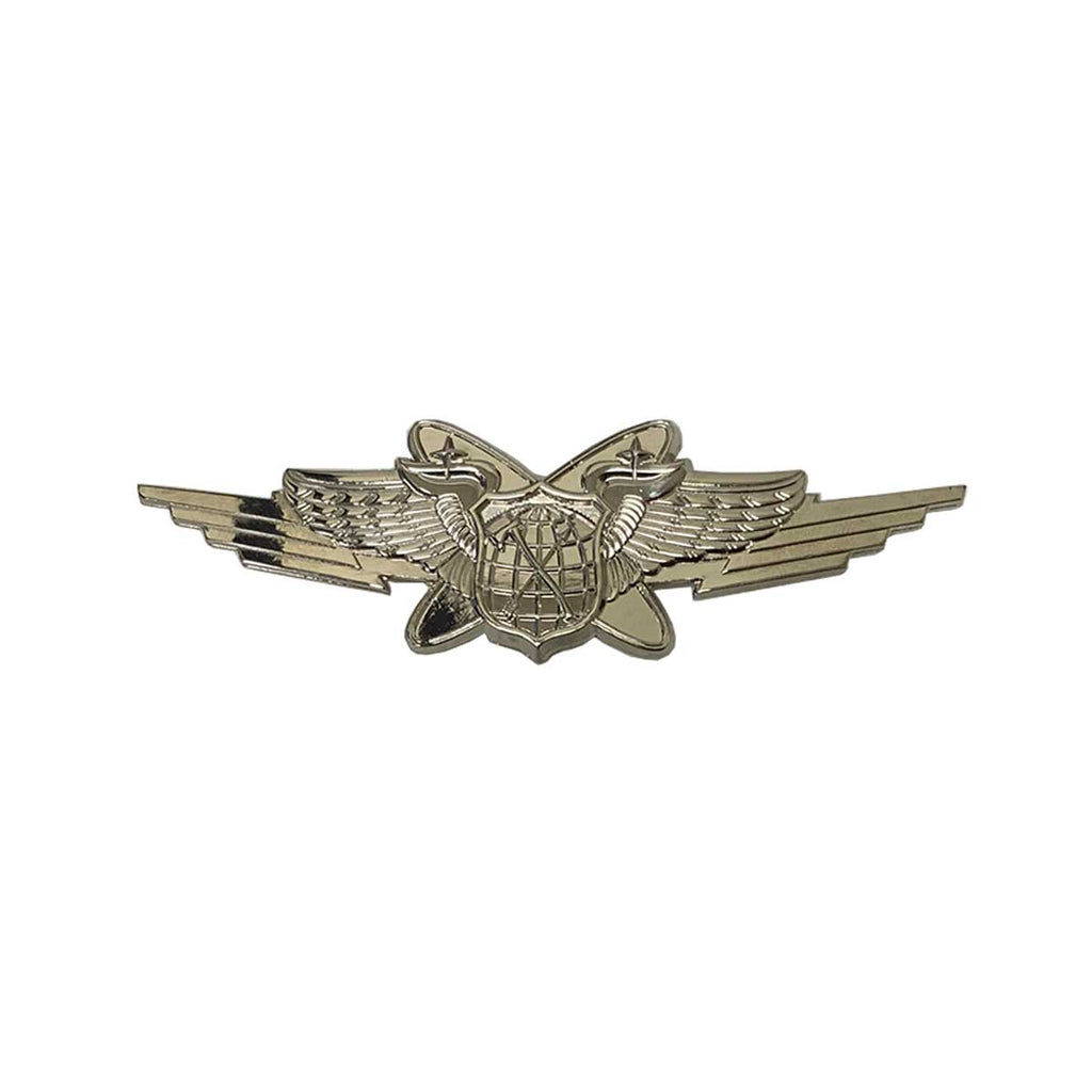 Air Force Badge: Basic Multi Domain Warfare Officer - mid-size