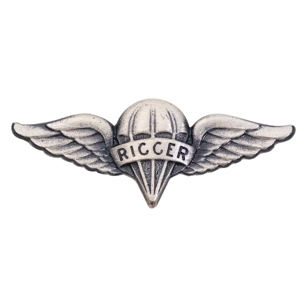 Army Dress Badge: Parachute Rigger - miniature, silver oxidized
