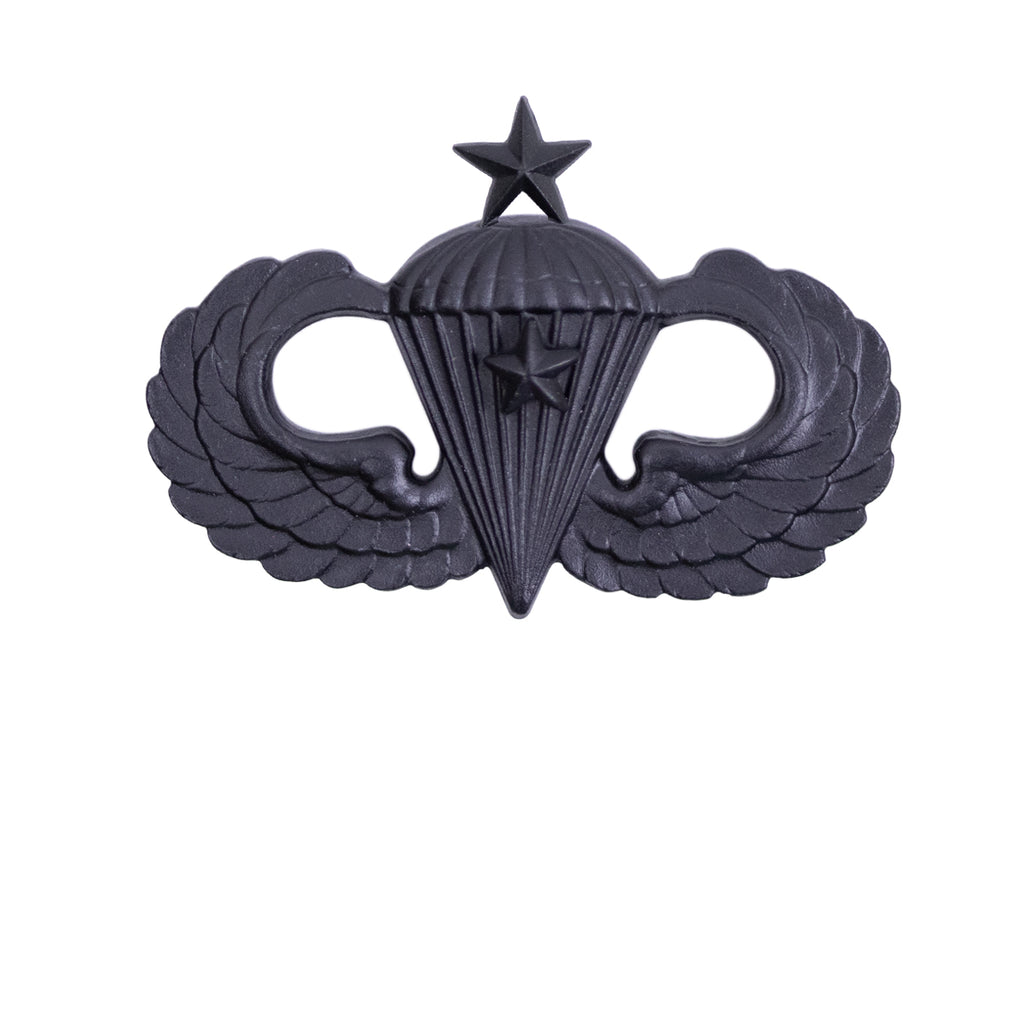 Army Badge: Senior Combat Parachute First Award - black metal