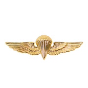 Badge: Parachutist - regulation, gold finish