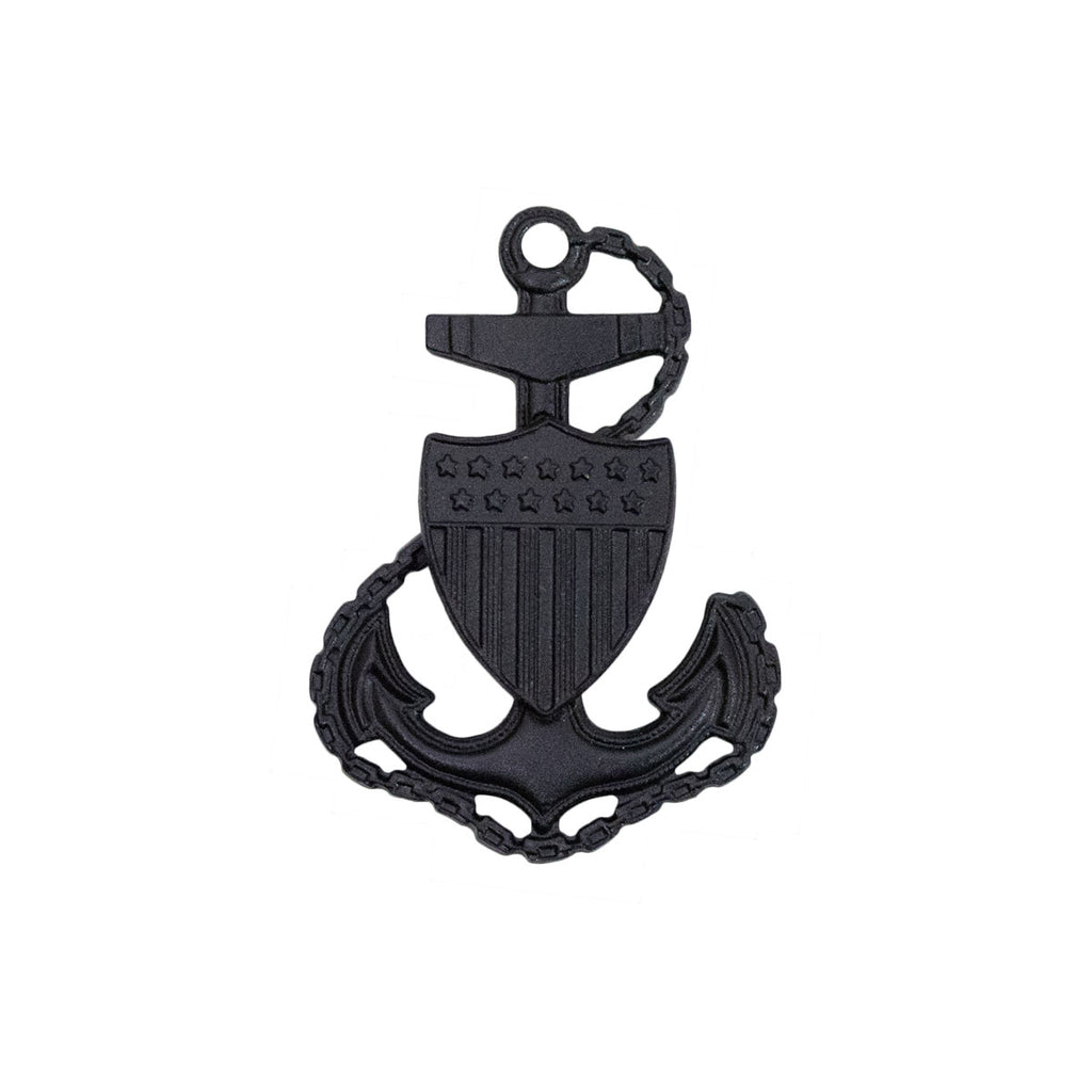 Coast Guard Cap Device: E7 Chief Petty Officer - miniature black metal