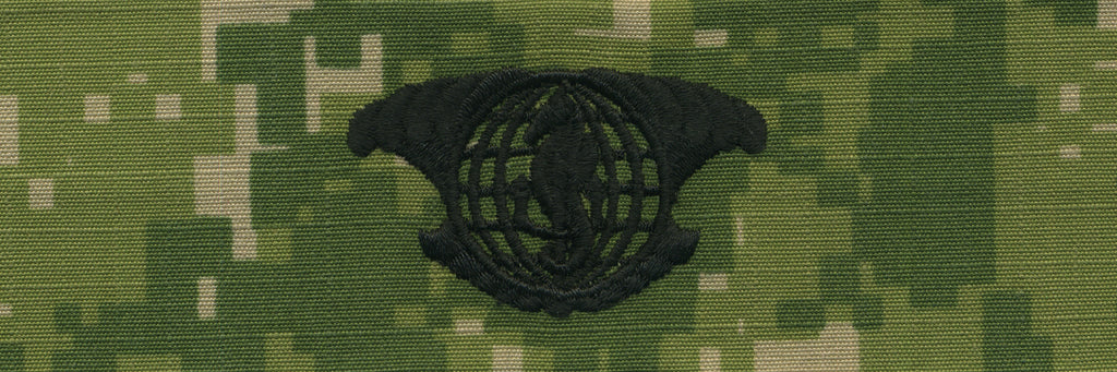 Navy Embroidered Badge: IUSS.  - Woodland Digital